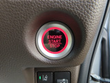 【エンジンスタートスイッチ搭載】 エンジンの始動を、スイッチひとつでスマートに。キーを差し込む必要が無いため、キーは持っているだけでOKです。