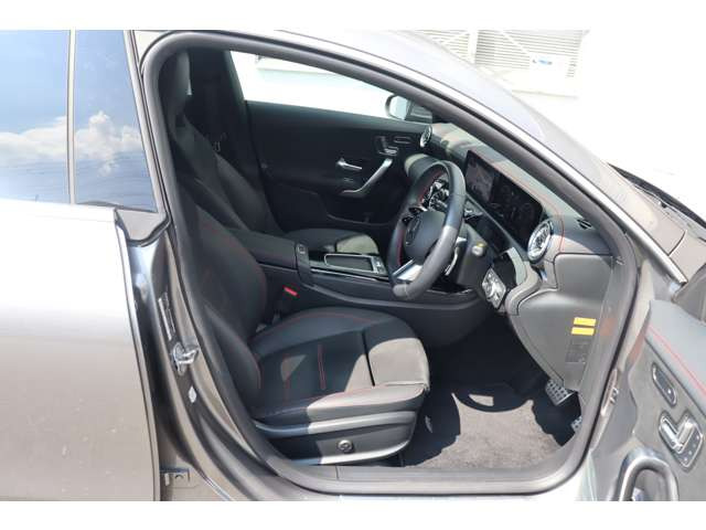 メルセデス・ベンツ CLAクラス CLA180 (BSG搭載モデル) AMGライン