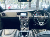 V60 T4 Rデザイン 本革シート 修復歴無し
