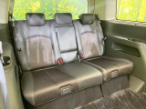3列目シートはもちろん状態良好☆大人でもゆったりと座って頂けますので、大人数でのお出かけもラクラクです♪ご家族で、気の知れた仲間で、ドライブに行くのが楽しみですね♪