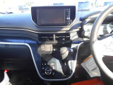 運転席操作部全体になります!色の剥げなどなく綺麗です!ぜひ一度ご来店になり実車をご覧ください!もちろん遠方のお客様からのお問い合わせも大歓迎です!