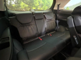 3列目シートはもちろん状態良好☆大人でもゆったりと座って頂けますので、大人数でのお出かけもラクラクです♪ご家族で、気の知れた仲間で、ドライブに行くのが楽しみですね♪