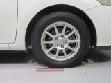 195/65R15社外アルミホイール付きです。