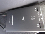 ETC車載器搭載です。スマートICも増えてきており、必須装備といって良い便利装備です。