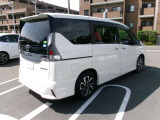 セレナ 1.2 e-POWER ハイウェイスター V 