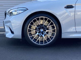 大径のMライトアロイホイール