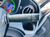 【オートライト】車外の明るさを検知して、自動的にヘッドライトを点灯してくれます♪トンネルを走行する際にも、自動的に点灯してくれて便利な装備の1つです♪