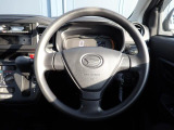 ステアリングはとてもきれいな状態です☆