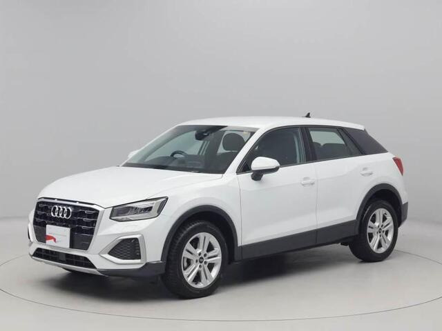 Q2 35 TFSI アドバンスド 