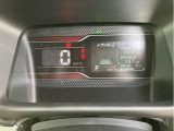 ランプ色で運転状態を表示しエコドライブをサポートするメーター!発電状況バッテリー残量なども一目瞭然!
