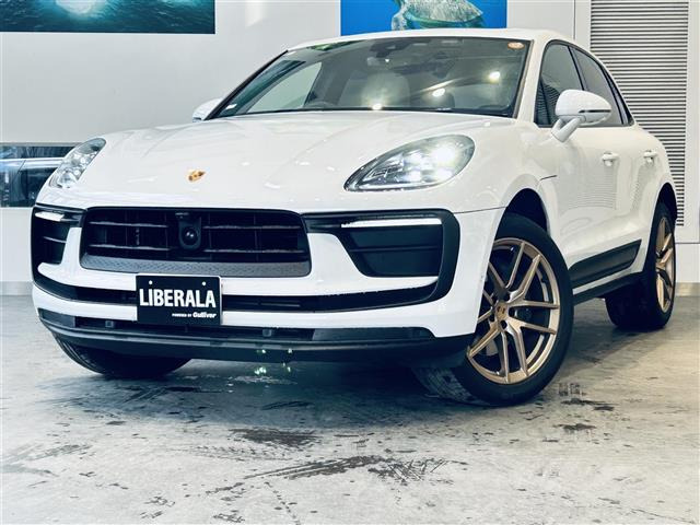 マカンT PDK 4WD4WD 本革シート