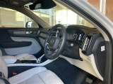 XC40 B4 AWD インスクリプション 4WD 4WD 本革シート