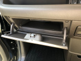 【収納スペース】よく使うものなどをすぐに収納できて便利です!