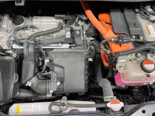 トヨタ エスクァイアハイブリッド 1.8 Gi の中古車詳細 (76,000km