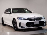 BMW認定中古車は第三者品質評価制度も採用しております。AIS方式による車両品質評価制度も導入し公平な車両コンデション評価を行うことにより車両品質の透明性を高めると同時に更なる信頼と安心をお届けします