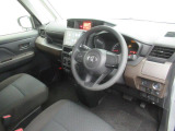 ゆったりとした室内!運転もしやすいです