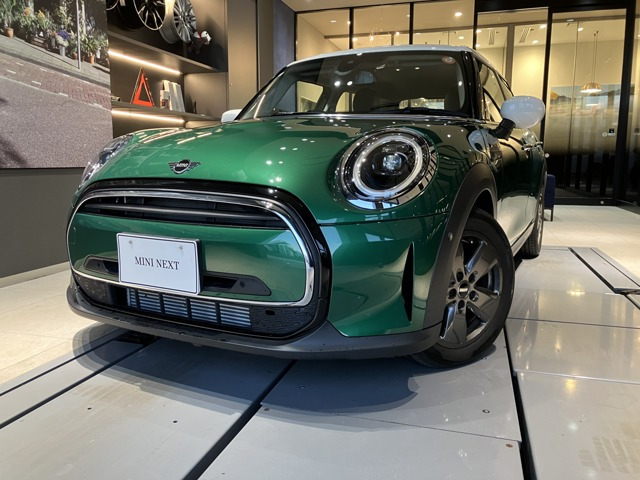 ミニクーパー D プレミアム プラスパッケージ DCT