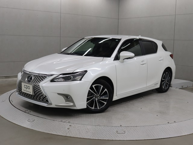 CT200h チェリッシュド ツーリング