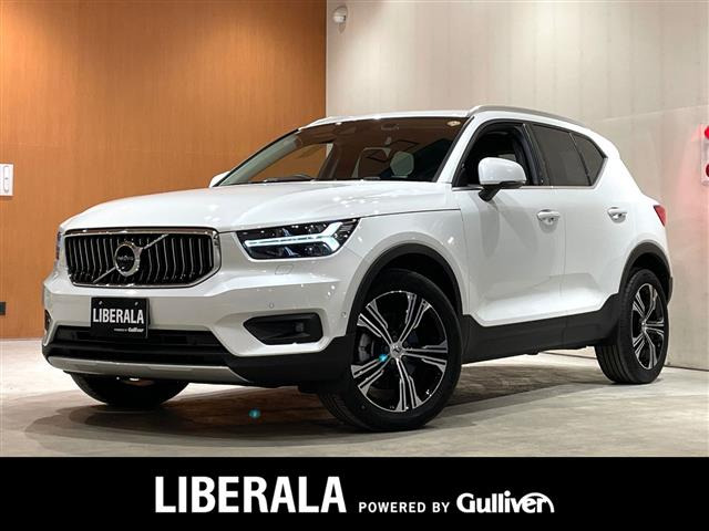 XC40B4 AWD インスクリプション 4WD4WD 本革シート