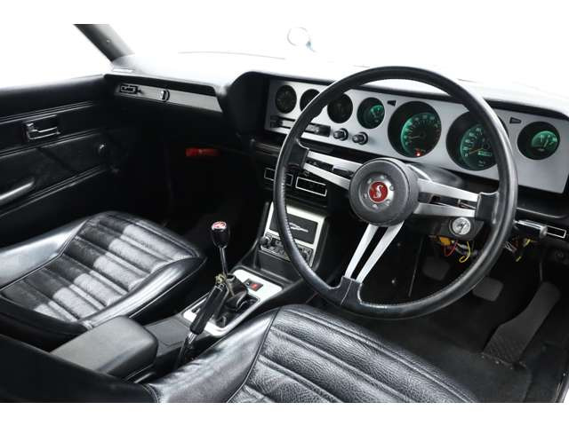 日産スカイライン　ケンメリメ一ターパネル【中古品】 日産 スカイライン ケンメリ 5MT 2000GT-R専用装備 の中古車詳細