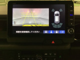 バックでの車庫入れも安心です! リアカメラが付いているバックモニター付のナビを装備しております。バンパーについているソナーや、操作線もついており距離感も画面から確認できます。
