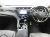 「中古車ハイブリッド保証」付き。ハイブリッド機構を無償で保証します。保証期間は、初度登録年月から10年目まで、またはロングラン保証が終わってから3年間。ただし累計走行距離が20万km以内です。