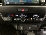 操作がしやすいエアコンパネルです。