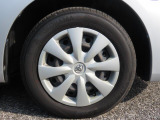 純正のホイールカバーを履いてます!