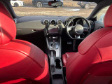 TTクーペ 2.0 TFSI クワトロ 4WD 2.0TFSI クワトロ(4名) 赤レザーシート