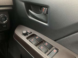 ☆クルマ買ったらエンジンオイル無料のテクノオートリアルです。納車時より走行距離4000キロ又は6ヶ月に一回のペースでご来店していただければ、エンジンオイル交換が無料です!工賃・オイル代金が0円!