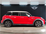 お問合せ・詳細はMINI正規ディーラーNEXT三宮店  お問い合わせ:078-803-3298 までお気軽にお問合せ下さいませ。弊社は良品質車をネット非掲載も含め多数取り揃えております。