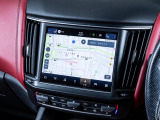 マセラティ純正ナビゲーション。「Apple Car Play」の接続が可能です。