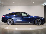 BMWでは重量配分にもこだわりがあり、FRモデルでは50:50とFFモデルでも60:40と前後の重量バランスにこだわり、軽快なハンドリングを実現しております。