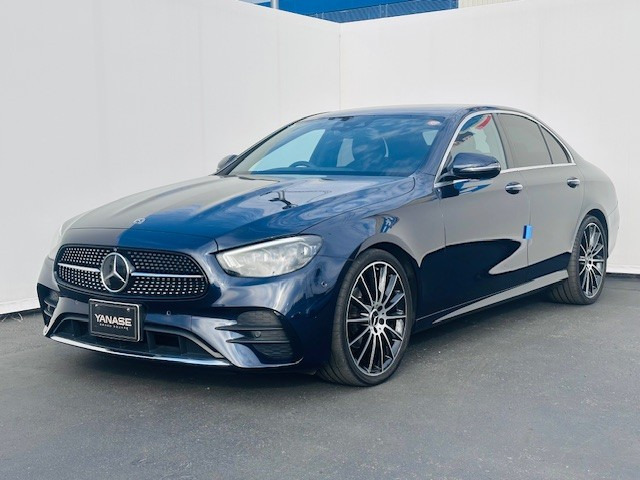 EクラスE220d スポーツAMGラインインテリアパッケージ・エクスクルーシブパッケージ