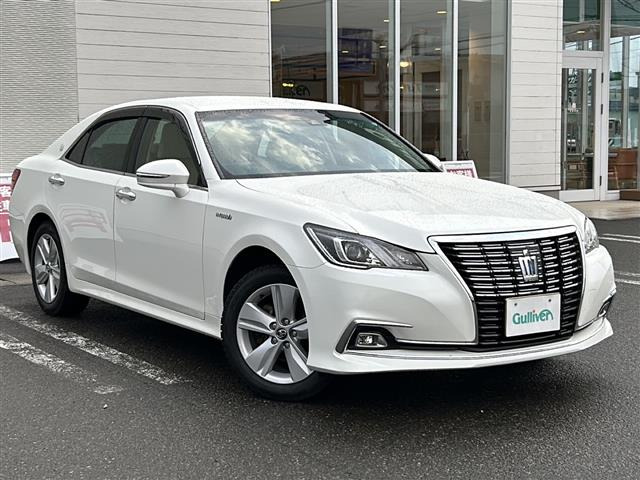 クラウンハイブリッド 2.5 ロイヤルサルーン Four 4WD4WD 修復歴無し