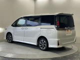 人気の車種が勢ぞろい!各メーカー 最新人気車がラインナップ!見て触って選べる展示場です!