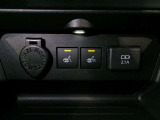 運転席、助手席にシートヒーター付いてます!