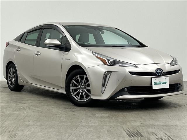 トヨタ プリウス 