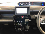 温度を設定すれば、自動で車内の温度管理をしてくれる優れものです♪ATミッションで運転楽々