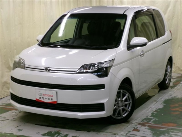 スペイド 1.5 X 4WD 