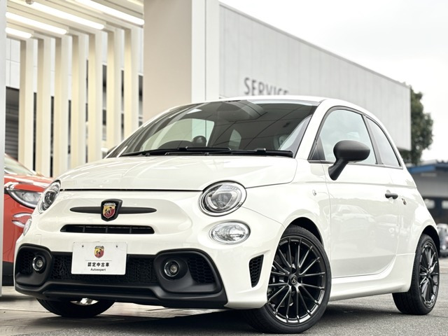 アバルト595  F595