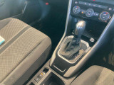 T-ROC TSI STYLE STYLE DESIGN PACKAGE装備車入荷しました!ボディーカラーはフラッシュレッドです。