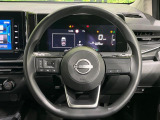 【ステアリングスイッチ】運転中、前方から目線をそらすことなく、オーディオ等の操作が可能な便利機能!安心&快適なドライブを演出してくれます♪