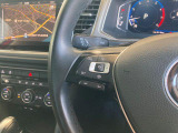 T-ROC TSI STYLE STYLE DESIGN PACKAGE装備車入荷しました!ボディーカラーはフラッシュレッドです。