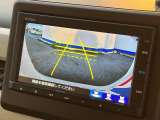 【バックカメラ】駐車時に後方がリアルタイム映像で確認できます。大型商業施設や立体駐車場での駐車時や、夜間のバック時に大活躍!運転スキルに関わらず、今や必須となった装備のひとつです!