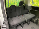 3列目シートはもちろん状態良好☆大人でもゆったりと座って頂けますので、大人数でのお出かけもラクラクです♪ご家族で、気の知れた仲間で、ドライブに行くのが楽しみですね♪