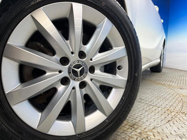 メルセデス・ベンツ Aクラス A180 の中古車詳細 (17,040km, カルサイト