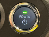電子カードキーを携帯していれば、ボタンを押すだけでエンジンの始動がスマートに行えます