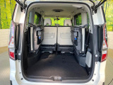 普段のお買い物や通勤、送迎等に十分な荷室スペースを確保しております。セカンドシートを倒すと、大きな荷物の積載も可能です♪