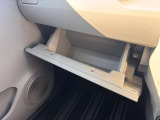 収納スペースもしっかりとあるので、車内を綺麗に保つことができます!